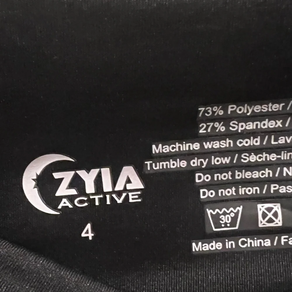 Zyia Active Black leggings size 4 and 28in long - Picture 2 of 4